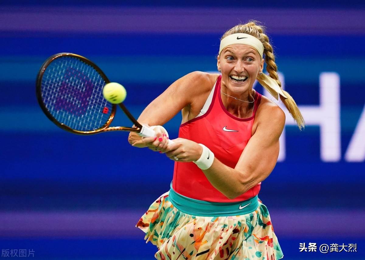 爱游戏APP-科维托娃在美国队比赛中战术调整，出色发挥引发热议！气势如虹延续(cba外援政策)