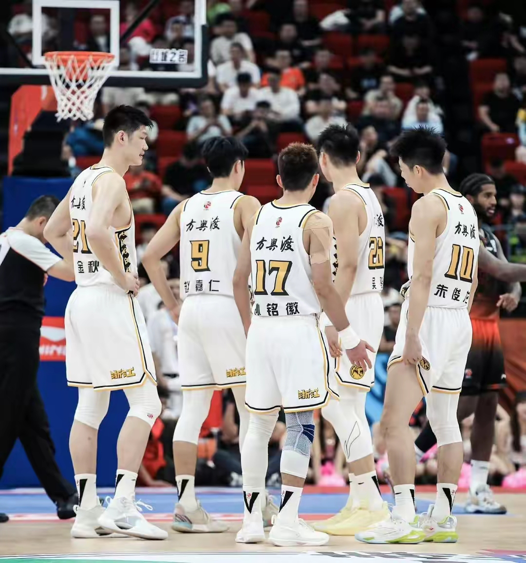 爱游戏-转折点广厦男篮完成体检，NBA总决赛赛后攻防权衡，引发热议，阵容厚度经受考验的简单介绍