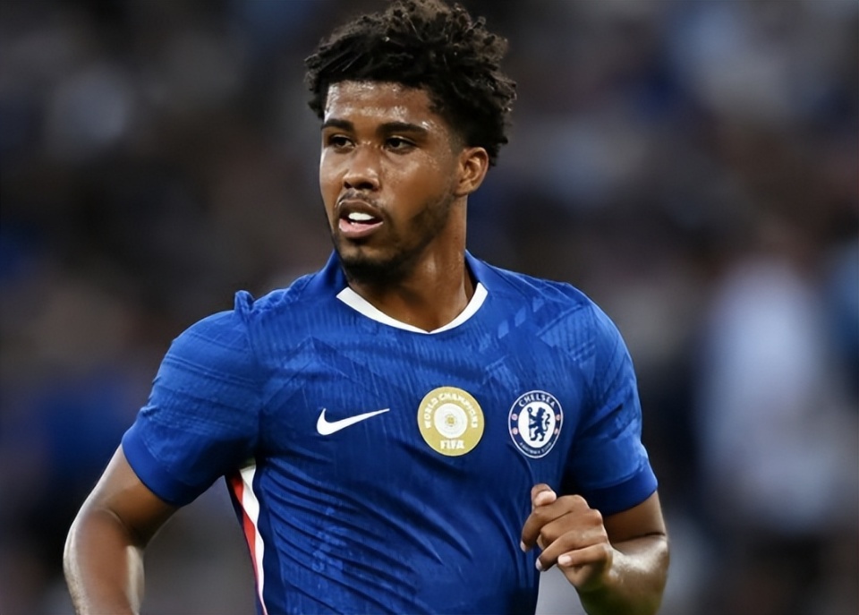 爱游戏APP-赛前足总杯传出新动向，切尔西再遭质疑，管理层表态——压力陡增，临场指挥获称赞的简单介绍